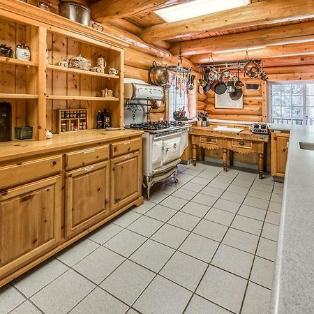 Vienna Villa - 3 Bed 3 Bath Vacation Home In Shaver Lake Exterior foto